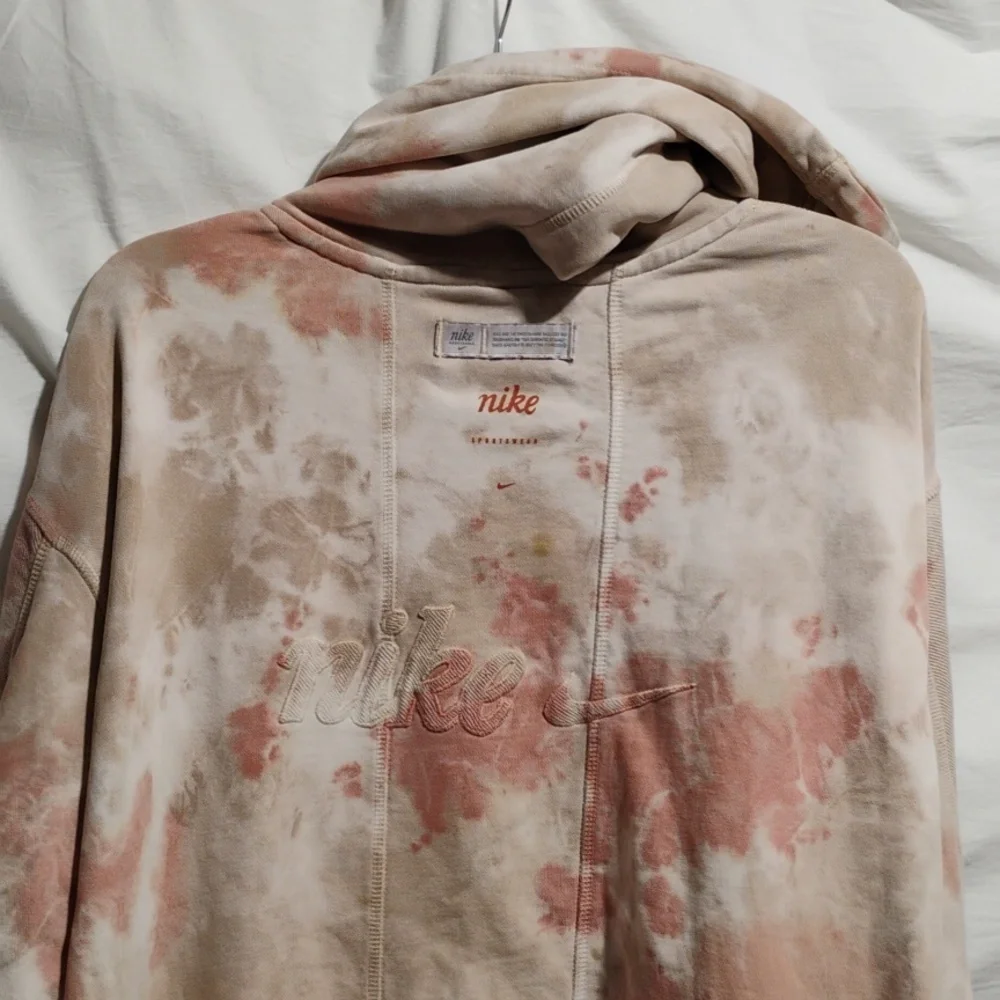(BX35) SALE! Nike Tye Dye Sportswear Oversized Hoodie Sz.L Gently Worn